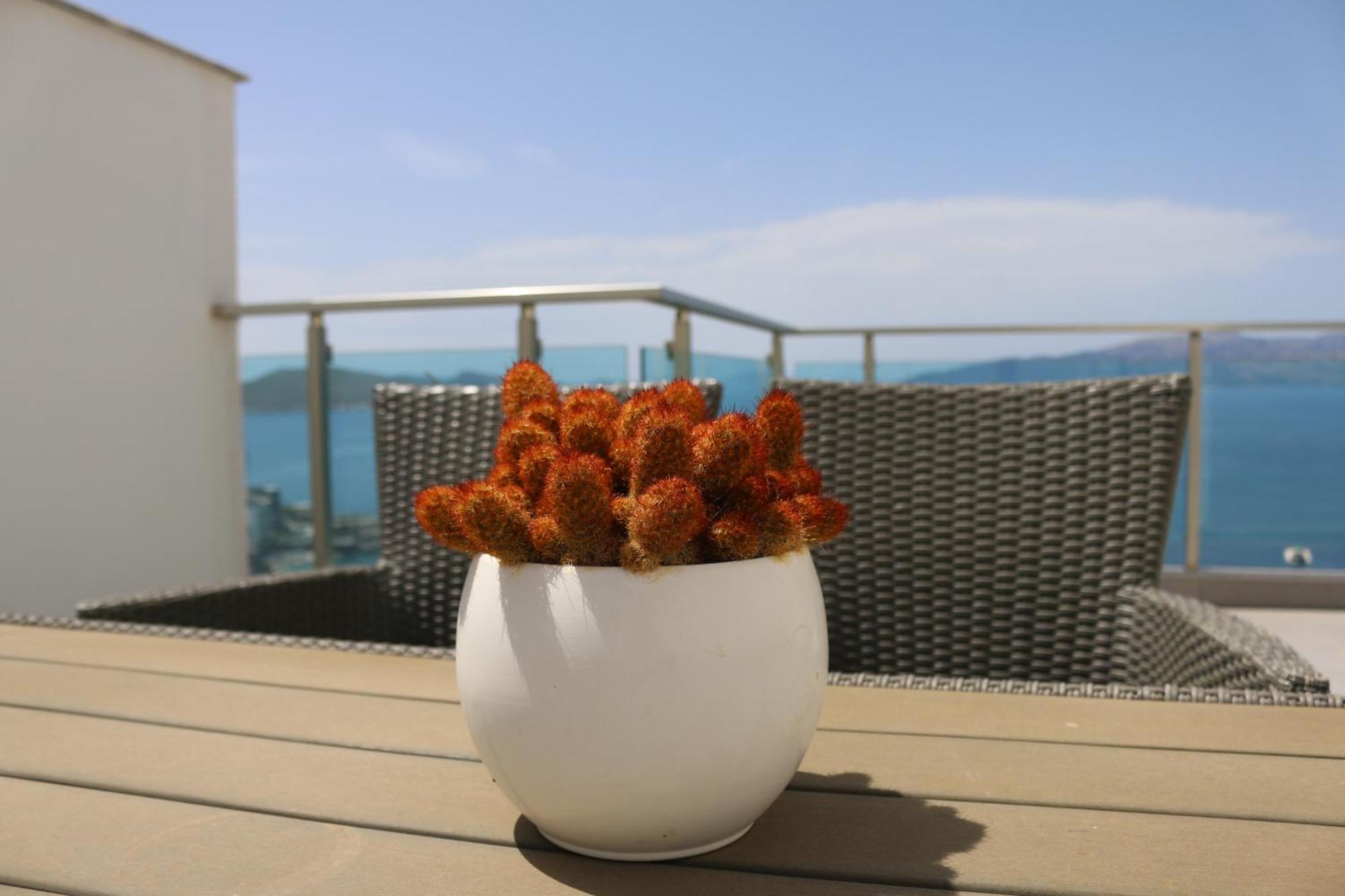 Apartamento Rocknest Sea View Penthouse Sarandë Exterior foto